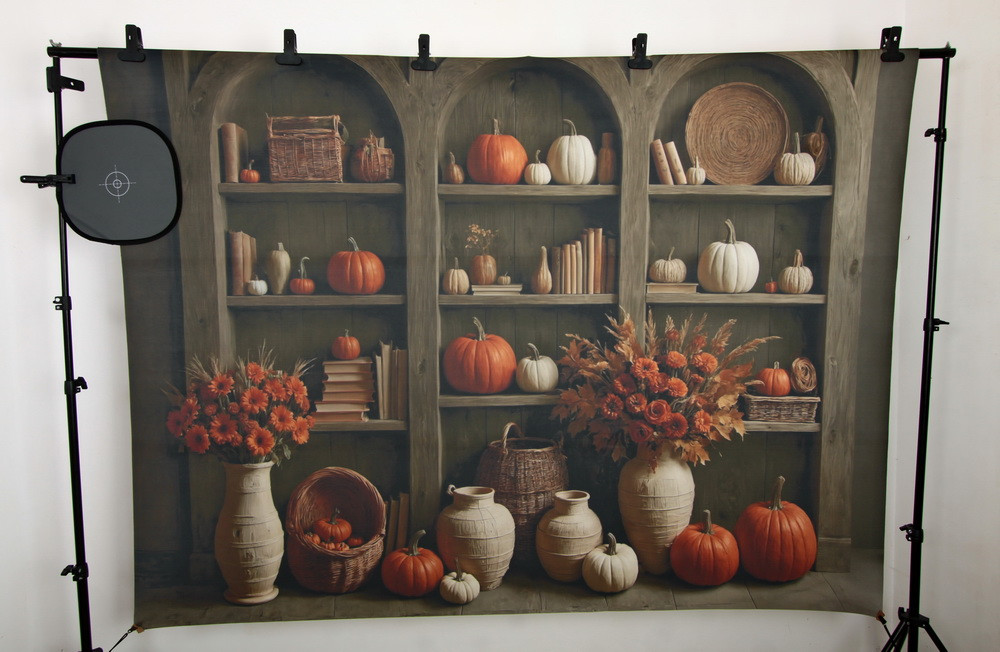 Нейрофотофон "Полка с тыквами"